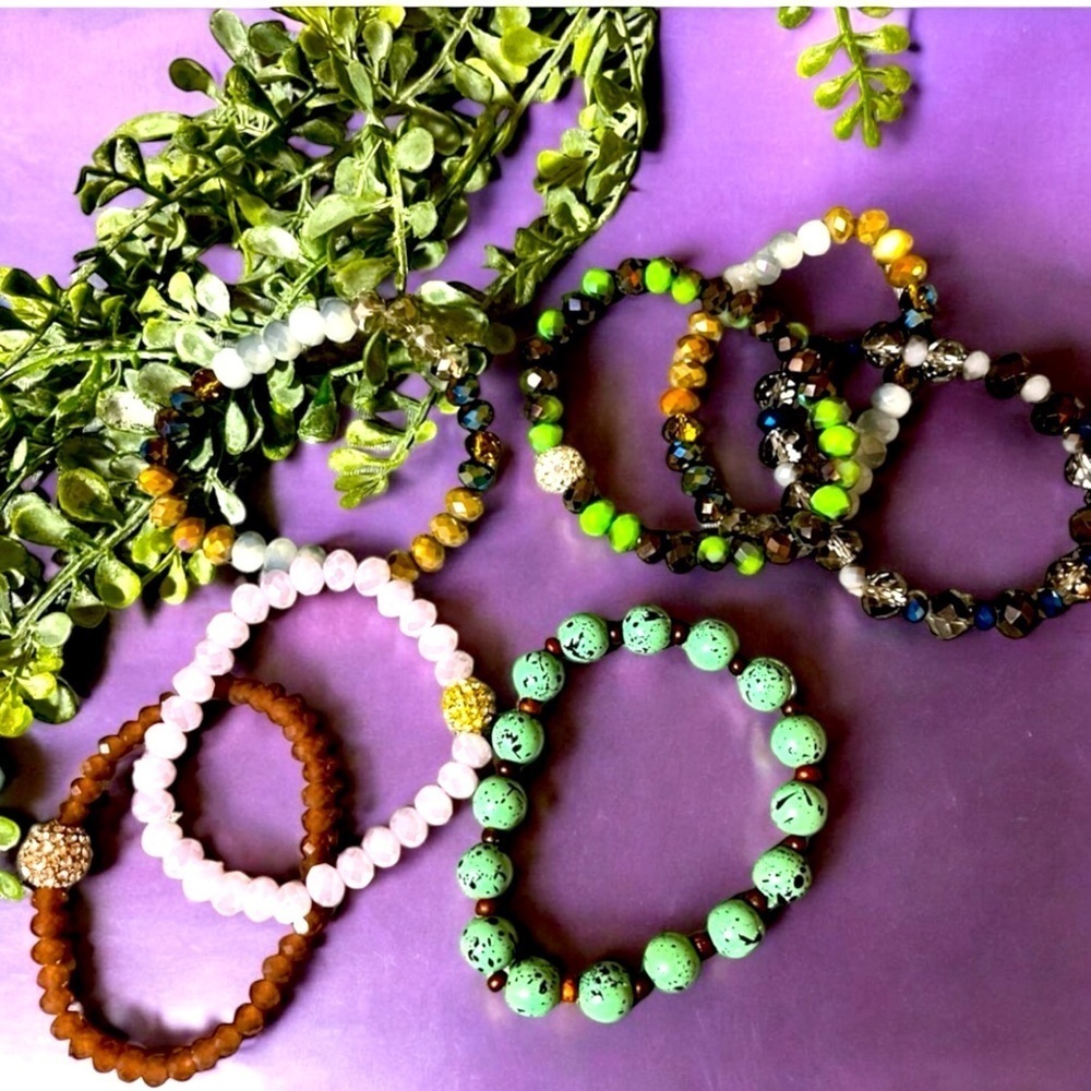 New 7 Assorted Boutique Bracelets